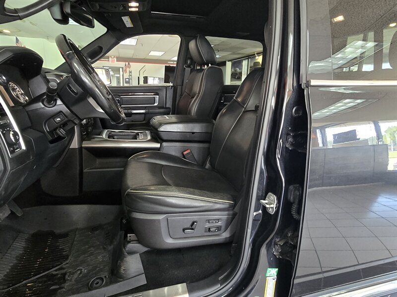 2016 RAM 1500 Laramie Limited 4DR CREW 4X4 - Photo 8 - Hamilton, OH 45015