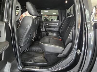 2016 RAM 1500 Laramie Limited 4DR CREW 4X4 - Photo 10 - Hamilton, OH 45015