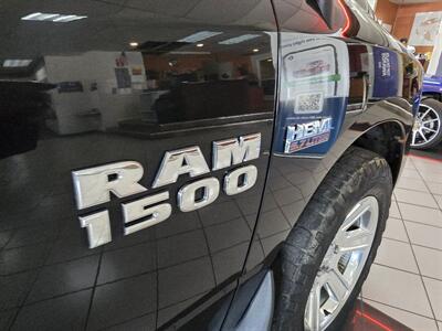 2016 RAM 1500 Laramie Limited 4DR CREW 4X4 - Photo 34 - Hamilton, OH 45015