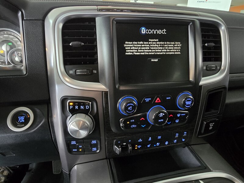 2016 RAM 1500 Laramie Limited 4DR CREW 4X4 - Photo 21 - Hamilton, OH 45015