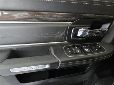 2016 RAM 1500 Laramie Limited 4DR CREW 4X4 - Photo 17 - Hamilton, OH 45015