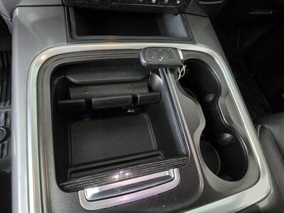 2016 RAM 1500 Laramie Limited 4DR CREW 4X4 - Photo 19 - Hamilton, OH 45015