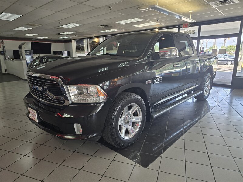 2016 RAM 1500 Laramie Limited 4DR CREW 4X4   - Photo 1 - Hamilton, OH 45015