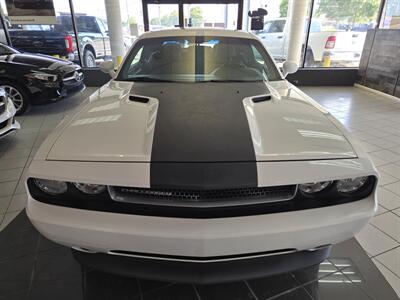 2014 Dodge Challenger SXT 2DR COUPE   - Photo 15 - Hamilton, OH 45015