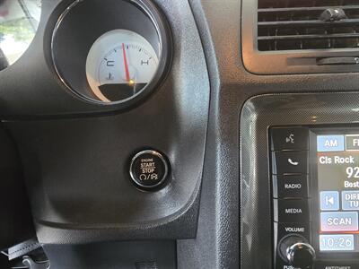2014 Dodge Challenger SXT 2DR COUPE   - Photo 20 - Hamilton, OH 45015