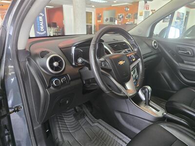 2016 Chevrolet Trax LT 4DR CROSSOVER AWD   - Photo 8 - Hamilton, OH 45015