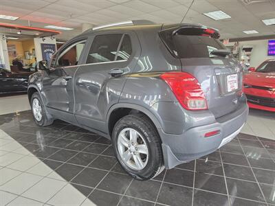 2016 Chevrolet Trax LT 4DR CROSSOVER AWD   - Photo 5 - Hamilton, OH 45015