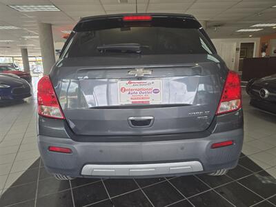 2016 Chevrolet Trax LT 4DR CROSSOVER AWD   - Photo 6 - Hamilton, OH 45015