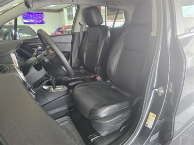 2016 Chevrolet Trax LT 4DR CROSSOVER AWD   - Photo 9 - Hamilton, OH 45015