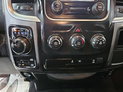 2024 RAM 1500 Classic Warlock 4DR CREW CAB 4x4   - Photo 18 - Hamilton, OH 45015