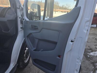 2016 Ford Transit 250 3DR SWB LOW ROOF CARGO VAN/V6   - Photo 10 - Hamilton, OH 45015