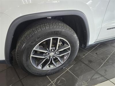 2018 Jeep Grand Cherokee Limited 4DR SUV   - Photo 32 - Hamilton, OH 45015