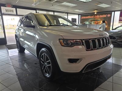 2018 Jeep Grand Cherokee Limited 4DR SUV   - Photo 12 - Hamilton, OH 45015