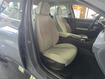 2025 Hyundai Sonata SEL 4DR SEDAN   - Photo 14 - Hamilton, OH 45015