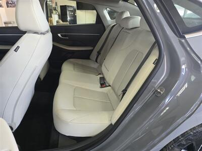 2025 Hyundai Sonata SEL 4DR SEDAN   - Photo 11 - Hamilton, OH 45015
