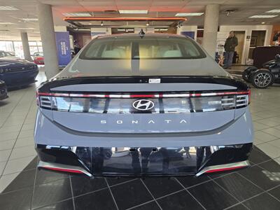2025 Hyundai Sonata SEL 4DR SEDAN   - Photo 5 - Hamilton, OH 45015