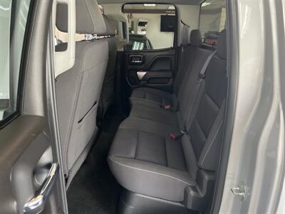 2017 Chevrolet Silverado 1500 LT 4DR EXT CAB 4X4   - Photo 21 - Hamilton, OH 45015