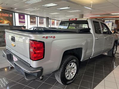 2017 Chevrolet Silverado 1500 LT 4DR EXT CAB 4X4   - Photo 6 - Hamilton, OH 45015