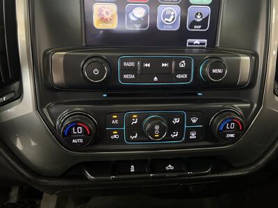 2017 Chevrolet Silverado 1500 LT 4DR EXT CAB 4X4   - Photo 17 - Hamilton, OH 45015