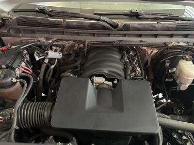 2017 Chevrolet Silverado 1500 LT 4DR EXT CAB 4X4   - Photo 33 - Hamilton, OH 45015