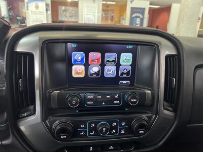2017 Chevrolet Silverado 1500 LT 4DR EXT CAB 4X4   - Photo 15 - Hamilton, OH 45015