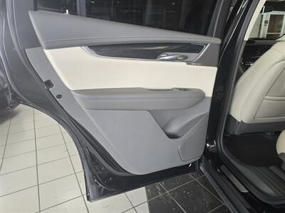 2021 Cadillac XT6 Premium Luxury 4DR SUV AWD   - Photo 9 - Hamilton, OH 45015