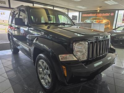 2012 Jeep Liberty Sport LATITUDE 4DR SUV 4X4   - Photo 4 - Hamilton, OH 45015