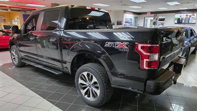2020 Ford F-150 STX 4DR CREW CAB 4X4/V8   - Photo 8 - Hamilton, OH 45015