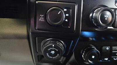 2020 Ford F-150 STX 4DR CREW CAB 4X4/V8   - Photo 18 - Hamilton, OH 45015