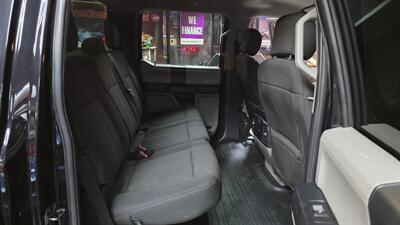 2020 Ford F-150 STX 4DR CREW CAB 4X4/V8   - Photo 22 - Hamilton, OH 45015