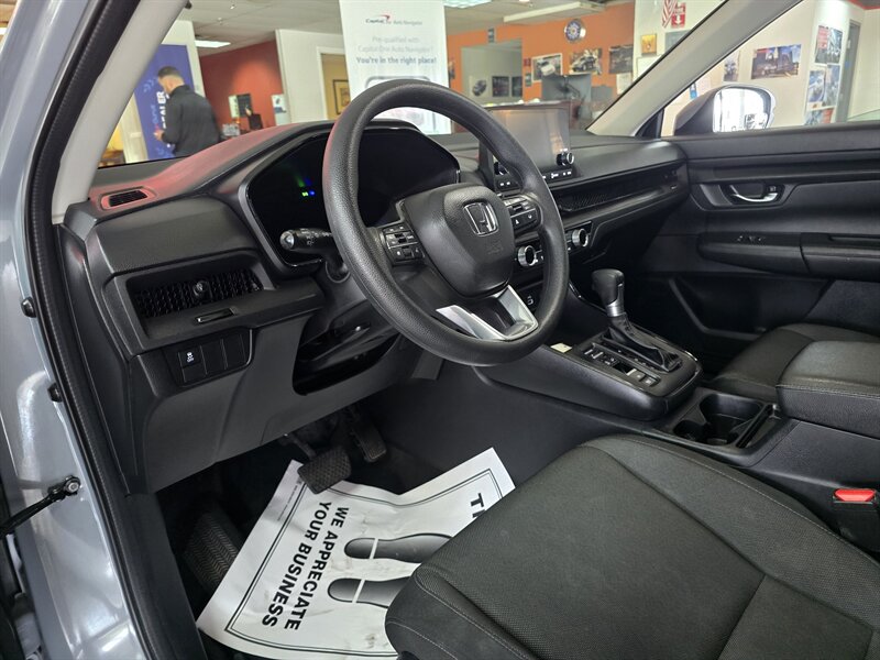2025 Honda CR-V LX - Photo 8 - Hamilton, OH 45015