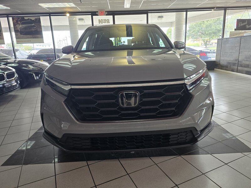 2025 Honda CR-V LX - Photo 2 - Hamilton, OH 45015