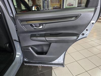 2025 Honda CR-V LX - Photo 15 - Hamilton, OH 45015