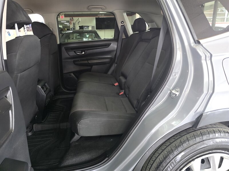 2025 Honda CR-V LX - Photo 11 - Hamilton, OH 45015