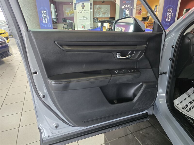 2025 Honda CR-V LX - Photo 7 - Hamilton, OH 45015