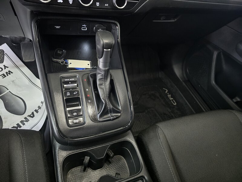 2025 Honda CR-V LX - Photo 19 - Hamilton, OH 45015