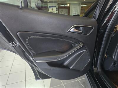 2015 Mercedes-Benz GLA 250 4MATIC 4DR SUV AWD   - Photo 10 - Hamilton, OH 45015