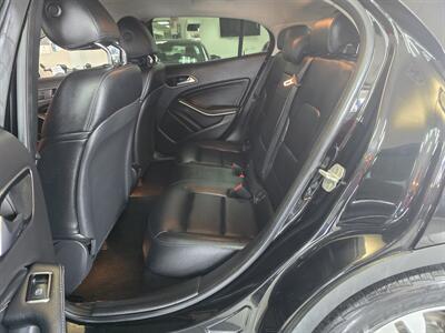 2015 Mercedes-Benz GLA 250 4MATIC 4DR SUV AWD   - Photo 11 - Hamilton, OH 45015