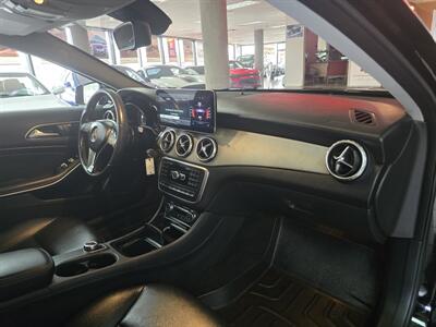 2015 Mercedes-Benz GLA 250 4MATIC 4DR SUV AWD   - Photo 13 - Hamilton, OH 45015