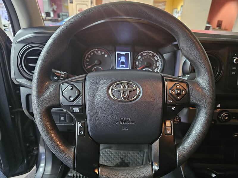 2018 Toyota Tacoma SR5 4DR CREW CAB photo