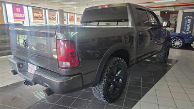 2014 RAM 1500 Express-CREW CAB-4X4-HEMI   - Photo 6 - Hamilton, OH 45015