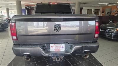 2014 RAM 1500 Express-CREW CAB-4X4-HEMI   - Photo 7 - Hamilton, OH 45015