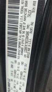 2014 RAM 1500 Express-CREW CAB-4X4-HEMI   - Photo 30 - Hamilton, OH 45015