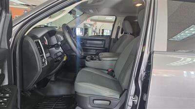 2014 RAM 1500 Express-CREW CAB-4X4-HEMI   - Photo 11 - Hamilton, OH 45015