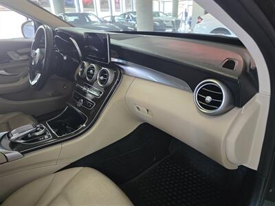 2016 Mercedes-Benz C 300 4MATIC   - Photo 14 - Hamilton, OH 45015