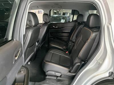 2020 GMC Acadia SLT 4DR SUV AWD   - Photo 19 - Hamilton, OH 45015