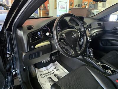 2017 Acura ILX w/Tech w/A-SPEC 4DR SEDAN - Photo 8 - Hamilton, OH 45015