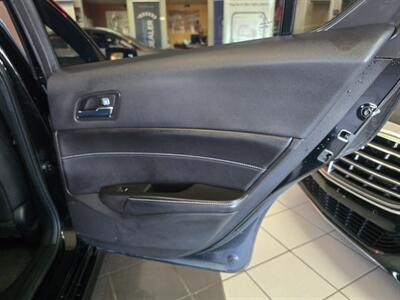 2017 Acura ILX w/Tech w/A-SPEC 4DR SEDAN - Photo 15 - Hamilton, OH 45015