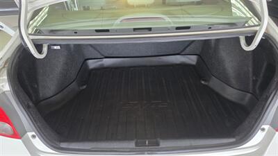 2010 Honda Civic LX   - Photo 19 - Hamilton, OH 45015