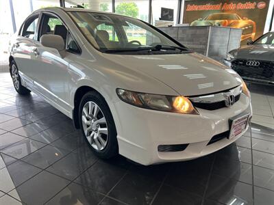 2010 Honda Civic LX 4DR SEDAN   - Photo 4 - Hamilton, OH 45015